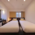 Nipponbashi Crystal Hotel